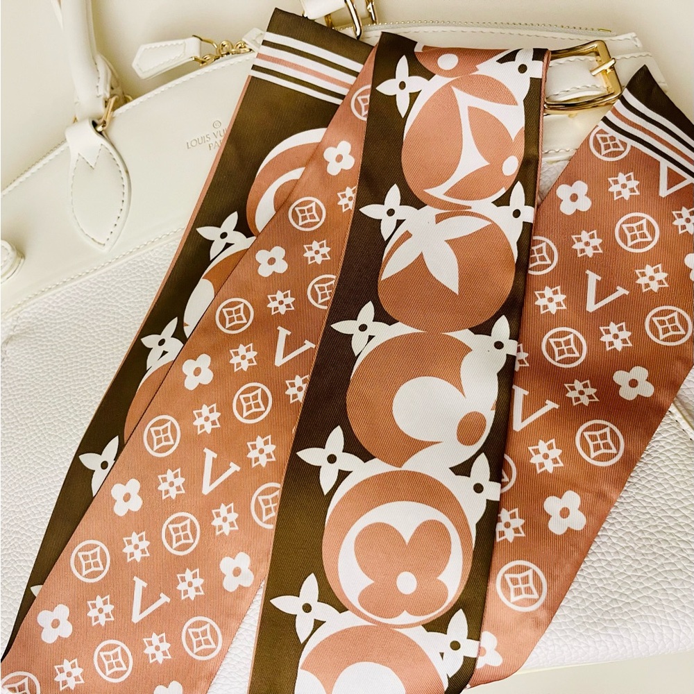 Big Twilly: Luxe Silk Twilly Scarf - Brown & Cream Monogram Print - Picture 9 of 9
